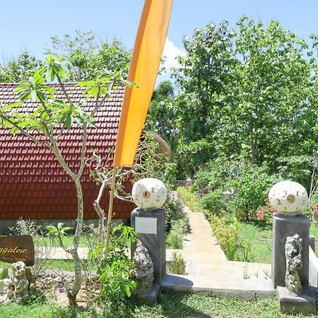 Bougainvillea Bungalow Batumadeg Экстерьер фото