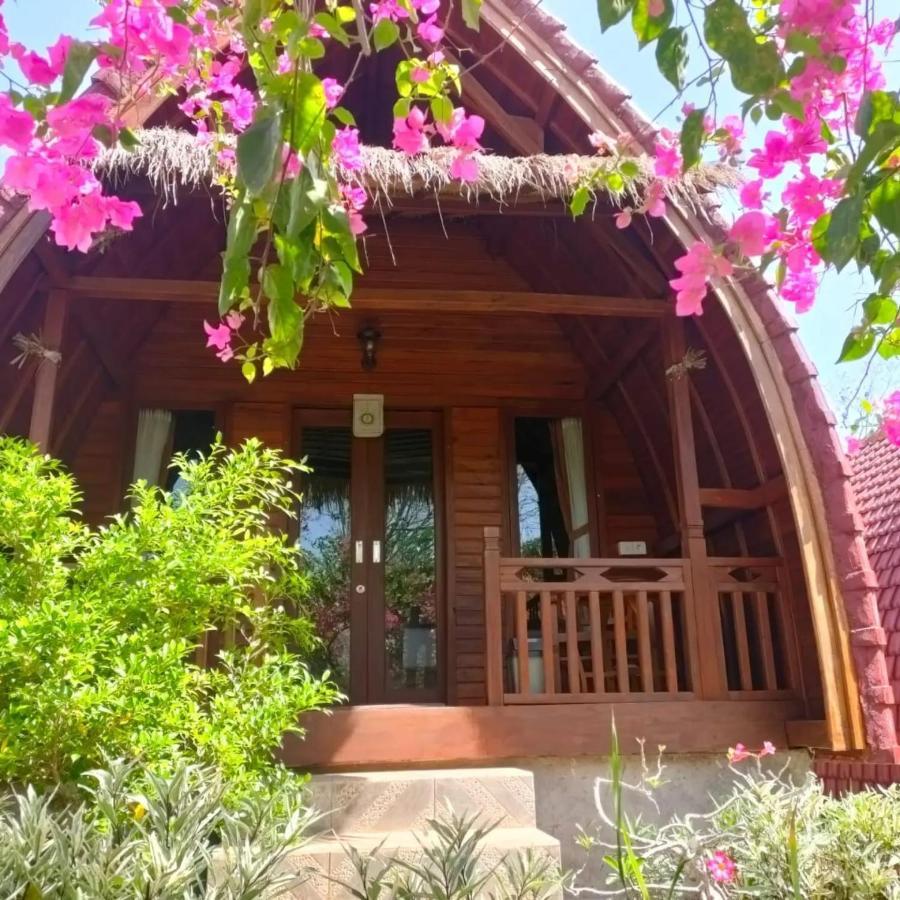 Bougainvillea Bungalow Batumadeg Экстерьер фото